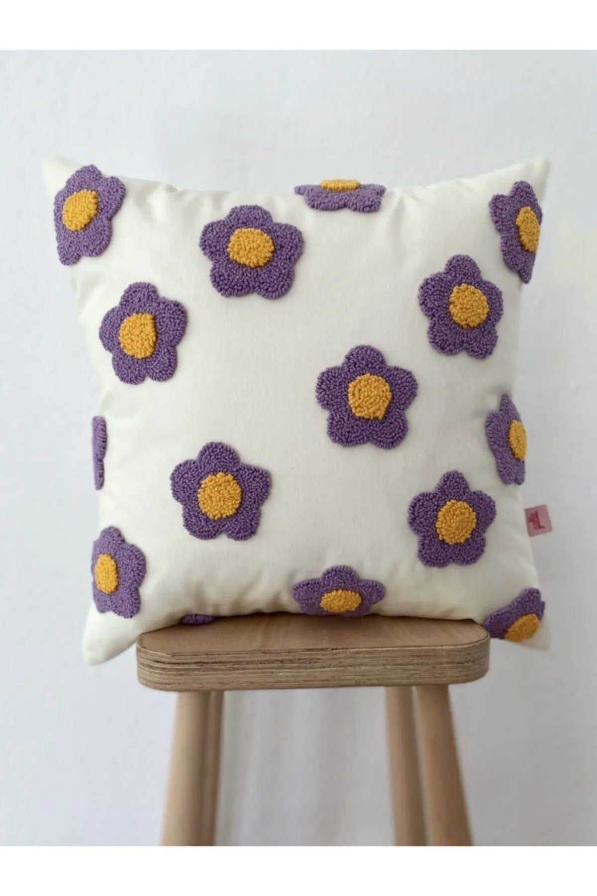 Daisy Flower Pattern Punch Cushion Pillow Cover Lilac