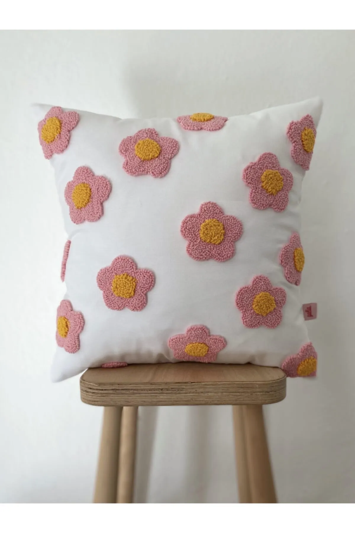 Daisy Flower Pattern Punch Cushion Pillow Cover